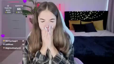 ann_woood online show from July 2026 03:08:01 PM