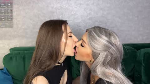 Snapshot of anna13121312 chatting on January 2025 05:33:01 PM anna13121312 online show from January 2025 05:33:01 PM