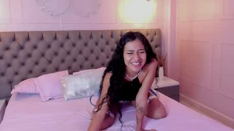 Ana  online show from February 2026 01:51:01 PM