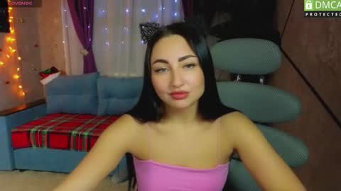 Snapshot of anna873 chatting on December 2025 01:10:01 AM Anna online show from December 2025 01:10:01 AM