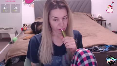 Anadirectgirl online show from February 2026 06:37:01 PM