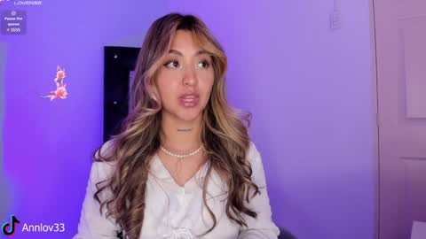 Ana Lucia online show from January 2025 10:48:01 PM