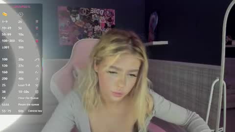 Snapshot of anna_robinson chatting on June 2026 01:14:01 AM Anna online show from June 2026 01:14:01 AM