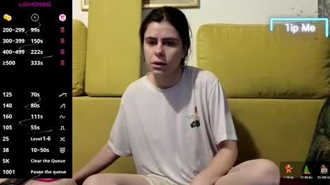 Anna online show from December 2025 06:12:02 PM