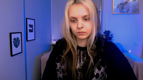 Snapshot of anna_sunshines chatting on January 2025 10:32:02 AM Anna pvt is open online show from January 2025 10:32:02 AM