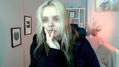 Snapshot of anna_sunshines chatting on January 2025 10:14:02 AM Anna pvt is open online show from January 2025 10:14:02 AM