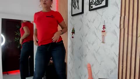 Annaarela online show from November 2025 11:24:02 AM