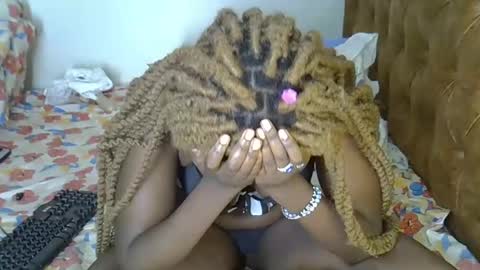 Snapshot of annabellapretty chatting on February 2025 05:05:02 AM annabellapretty online show from February 2025 05:05:02 AM