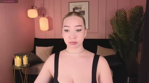 Annabelle online show from December 2024 02:00:02 PM