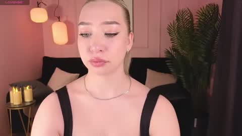 Annabelle online show from December 2024 05:06:02 PM