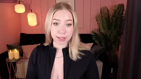 Annabelle online show from December 2024 02:00:02 PM