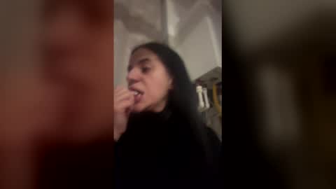 Snapshot of annaluxxxe chatting on February 2026 09:48:02 PM Anne online show from February 2026 09:48:02 PM