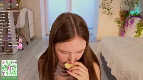 Holly Molly Im Polly online show from July 2026 09:59:01 AM