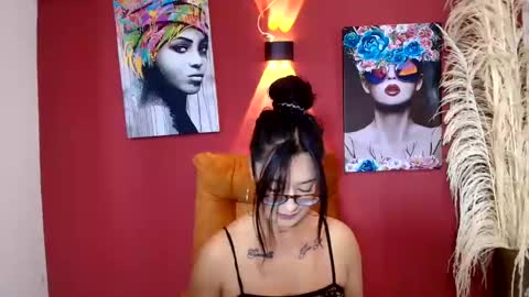 Snapshot of annaperez_ chatting on March 2025 12:20:01 PM Anna online show from March 2025 12:20:01 PM