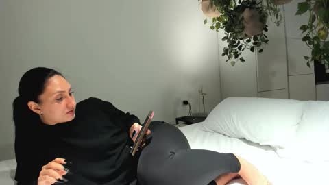 AnnastasiaWild online show from September 2025 07:50:02 PM