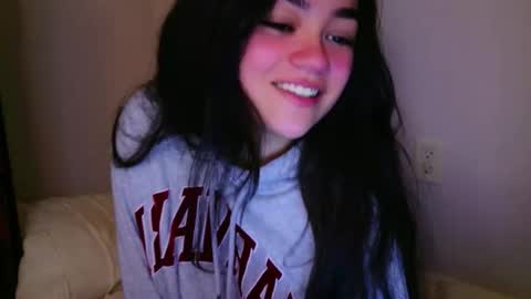 Snapshot of annatigarr chatting on October 2025 03:50:02 AM meow online show from October 2025 03:50:02 AM