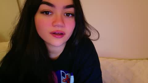 Snapshot of annatigarr chatting on November 2025 01:48:02 AM meow online show from November 2025 01:48:02 AM