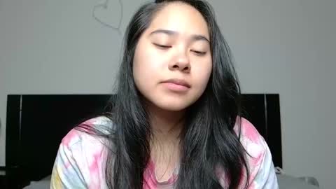 Anna online show from November 2025 04:12:01 AM