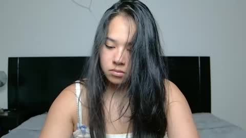 Anna online show from April 2026 10:14:02 PM