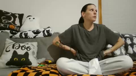 Snapshot of anne12369 chatting on September 2025 03:17:02 AM anne online show from September 2025 03:17:02 AM