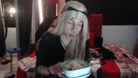 Anne online show from October 2025 06:34:02 AM