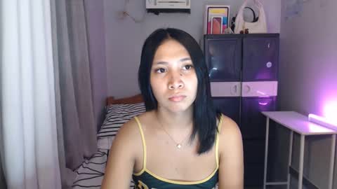 Snapshot of anne_chanelx chatting on May 2026 11:26:01 AM anne_chanelx online show from May 2026 11:26:01 AM
