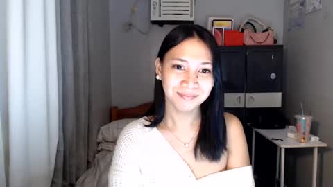 Snapshot of anne_chanelx chatting on May 2026 02:25:01 PM anne_chanelx online show from May 2026 02:25:01 PM