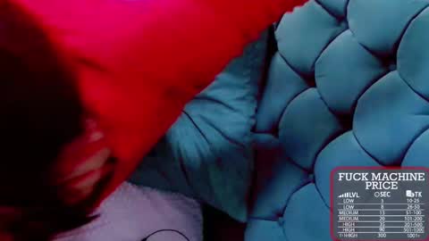       online show from October 2025 11:54:02 PM