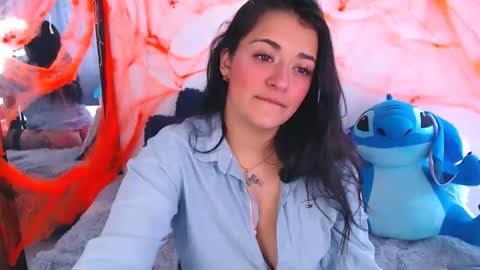 Anne  online show from October 2025 05:24:02 PM