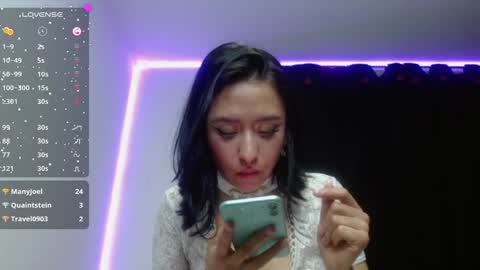 Snapshot of anne_nicholson chatting on December 2024 06:46:02 AM Anne online show from December 2024 06:46:02 AM