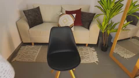 Snapshot of anne_rachel chatting on November 2025 11:51:01 PM anne_rachel online show from November 2025 11:51:01 PM