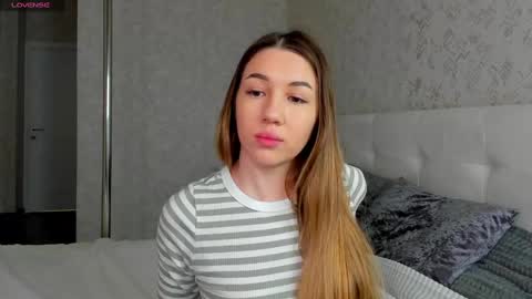 Anne online show from February 2025 01:04:02 AM