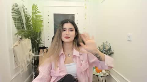 Snapshot of annetli chatting on October 2025 03:19:01 AM annetli online show from October 2025 03:19:01 AM