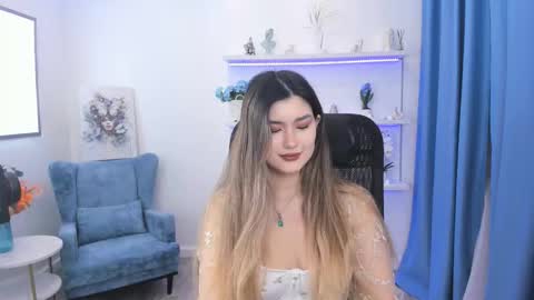 Snapshot of annetli chatting on November 2025 03:28:01 AM annetli online show from November 2025 03:28:01 AM