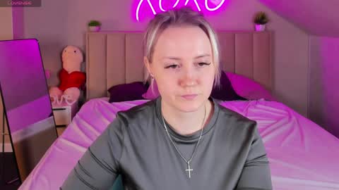 Joyce Howard online show from March 2026 02:27:02 AM