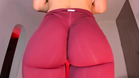 Snapshot of annibigass4daddy chatting on May 2026 01:21:01 AM Creamy online show from May 2026 01:21:01 AM