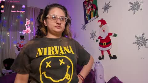 Snapshot of annie_bigboobs_ chatting on December 2024 09:37:01 PM Ana Bolena independent model online show from December 2024 09:37:01 PM