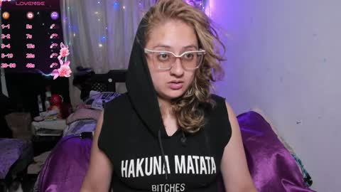 Snapshot of annie_bigboobs_ chatting on January 2025 10:11:02 PM Ana Bolena independent model online show from January 2025 10:11:02 PM