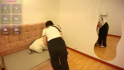 Snapshot of annie_bonnie_ chatting on February 2026 11:31:02 AM Annie Bonnie online show from February 2026 11:31:02 AM