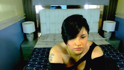 Annie  online show from February 2026 05:30:02 PM