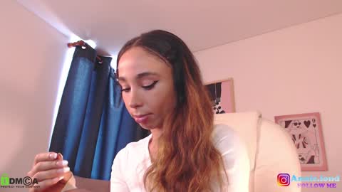 Snapshot of annie_es chatting on December 2024 03:57:02 PM Annie online show from December 2024 03:57:02 PM