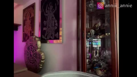 JEANNE no olvides seguirme dont forget follow me  uu online show from November 2025 08:51:01 PM