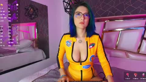 Snapshot of annie_swan chatting on February 2025 12:31:01 PM Annie online show from February 2025 12:31:01 PM