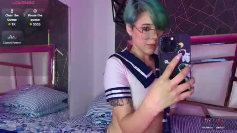 Snapshot of annie_swan chatting on September 2025 11:57:01 AM Annie online show from September 2025 11:57:01 AM