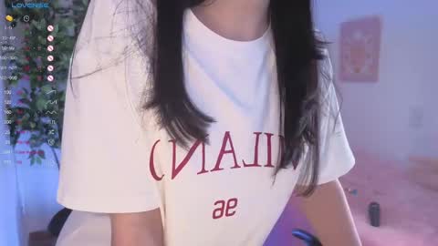 Cassandra online show from September 2025 05:08:01 AM