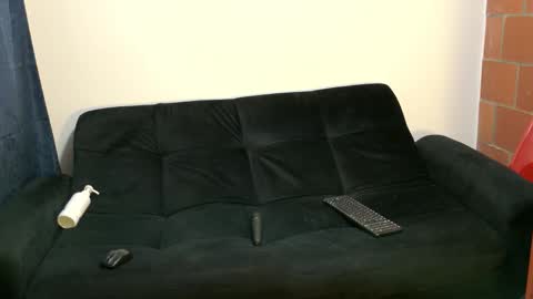 Snapshot of annieflaming chatting on December 2025 11:33:02 PM annieflaming online show from December 2025 11:33:02 PM