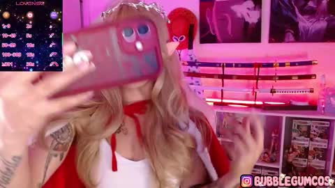 Snapshot of anniehikarii chatting on December 2025 08:13:01 PM Annie online show from December 2025 08:13:01 PM