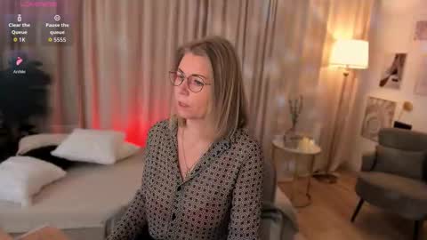 Annie online show from February 2026 06:20:02 AM