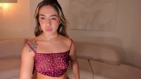 Annie Monroe online show from October 2025 03:08:01 PM