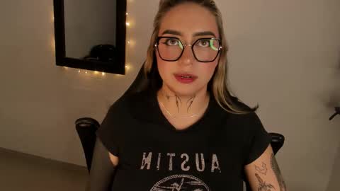 Annika online show from February 2026 01:33:02 PM